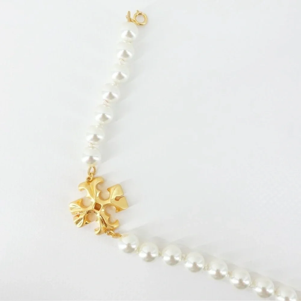 🎁 Tory Burch • Pearl and Gold Roxanne T Necklace NWT $228